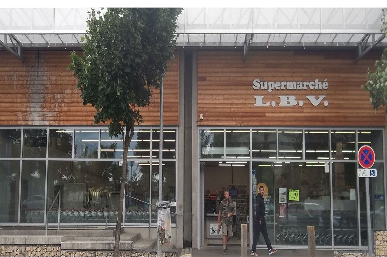 Supermarché LBV Plateau de Haye 