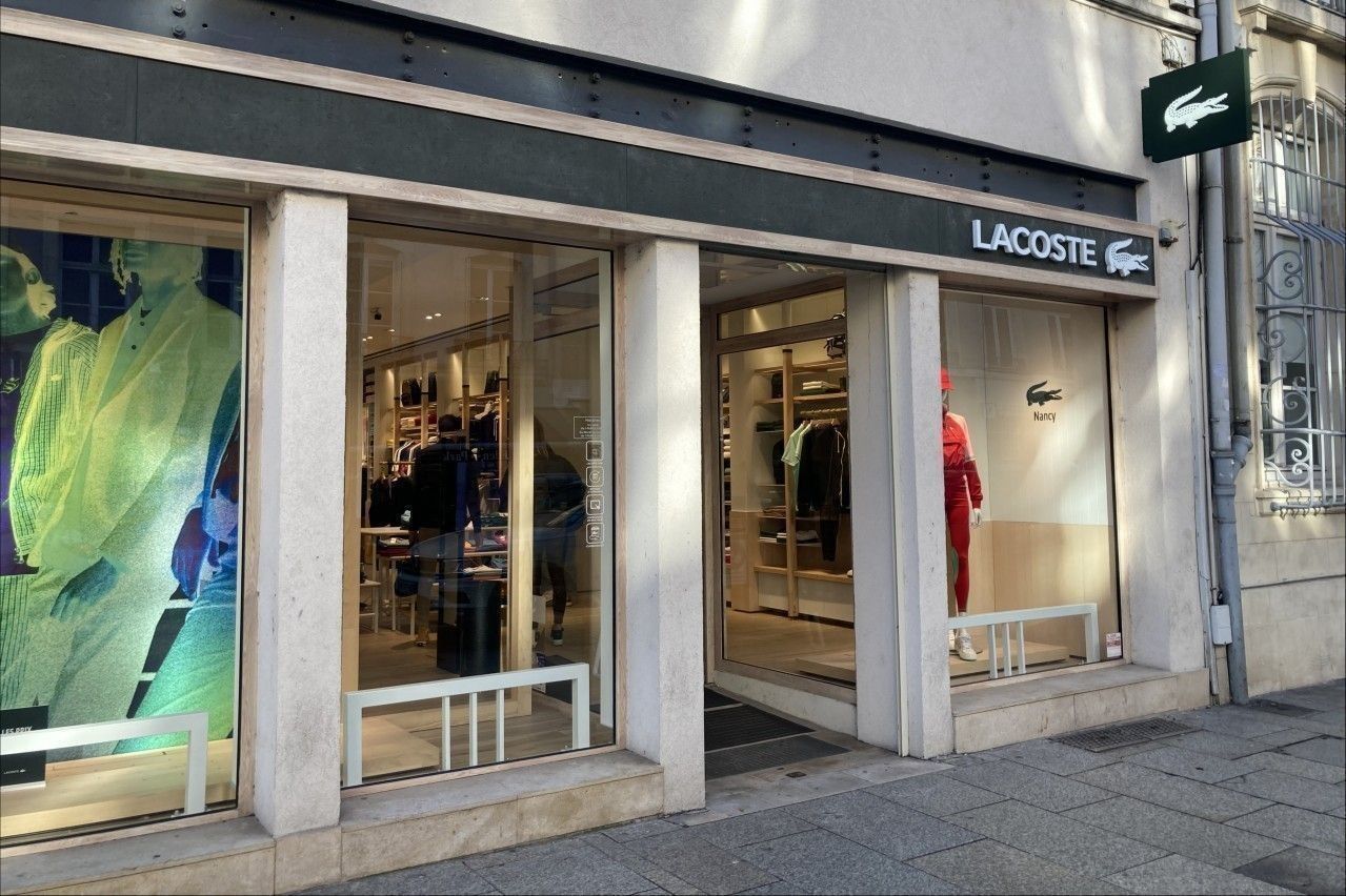Boutique Lacoste